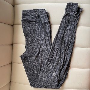 Victoria’s Secret Leggings with Stirups